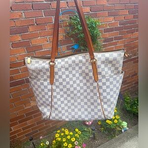 Authentic Louis Vuitton Totally GM Damier Azur